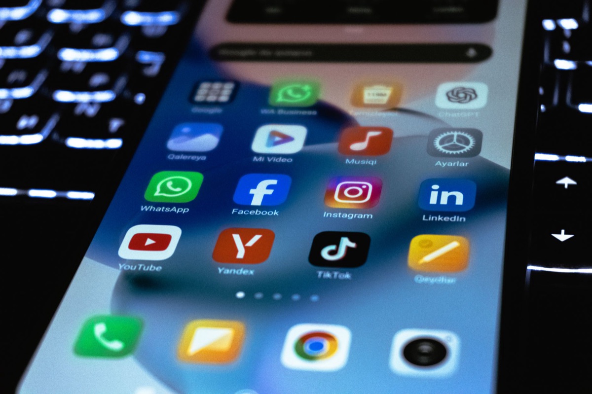 piattaforme di streaming video e social media