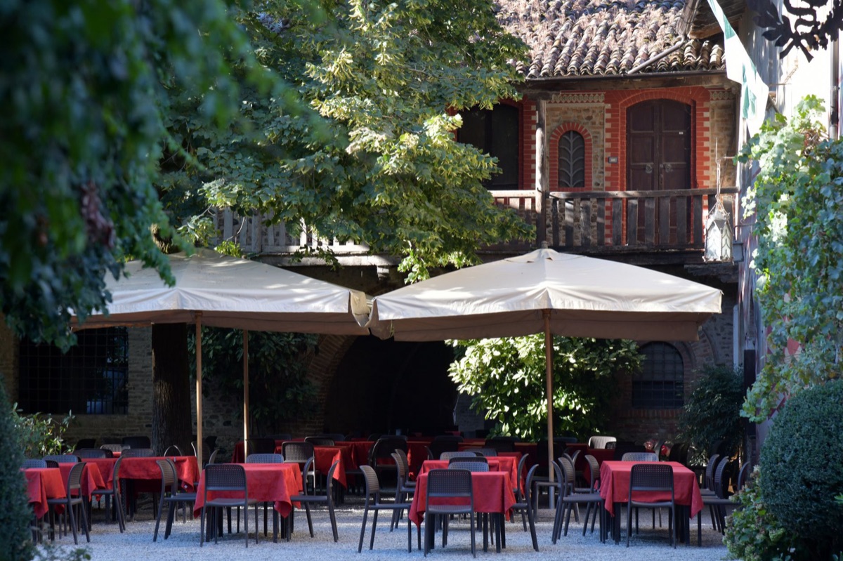 Italienisches Restaurant mit Außenbereich