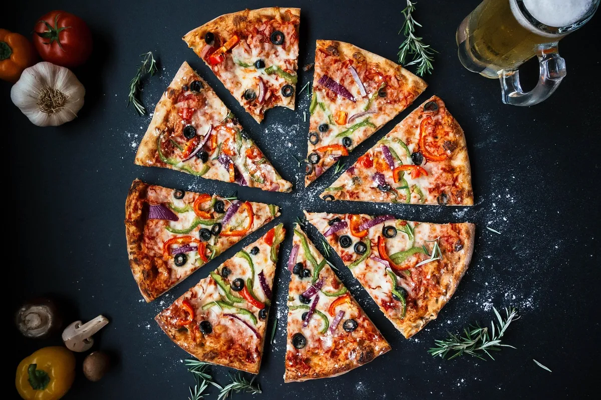 ピザ、イタリアン、手作り、チーズ、クレイス、美味しい、夕食、ランチ、フラットレイ、ピザ、ピザ、ピザ、ピザ、ピザ