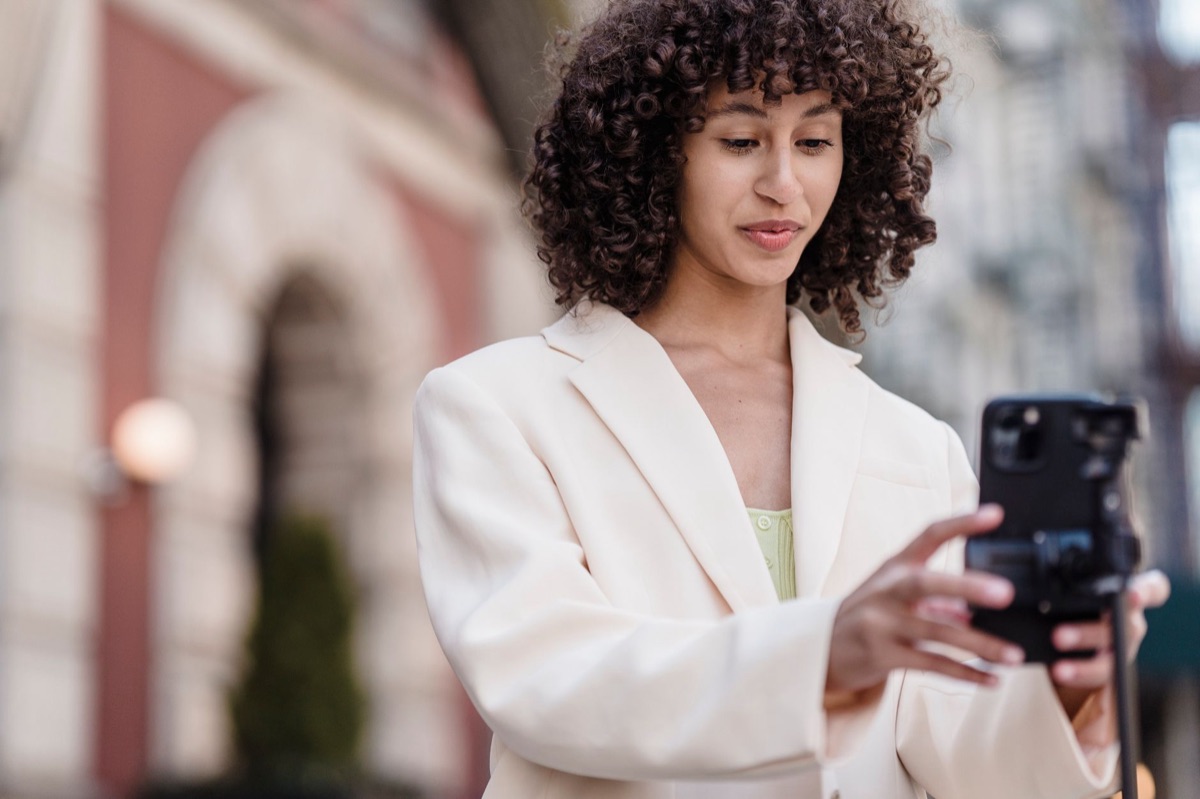influencer on smartphone